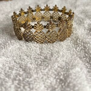 Gold Pineapple Stretch Bracelet
